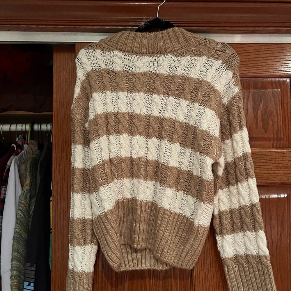 Never worn turtle neck sweater